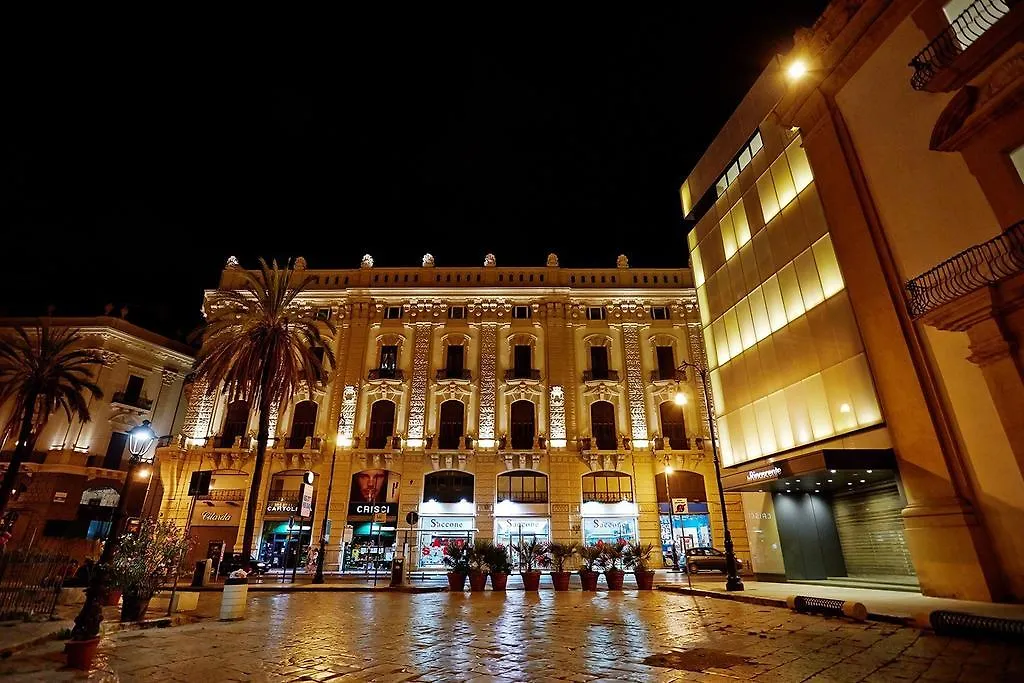Suite Home Moncada Palermo 0*,  Italy