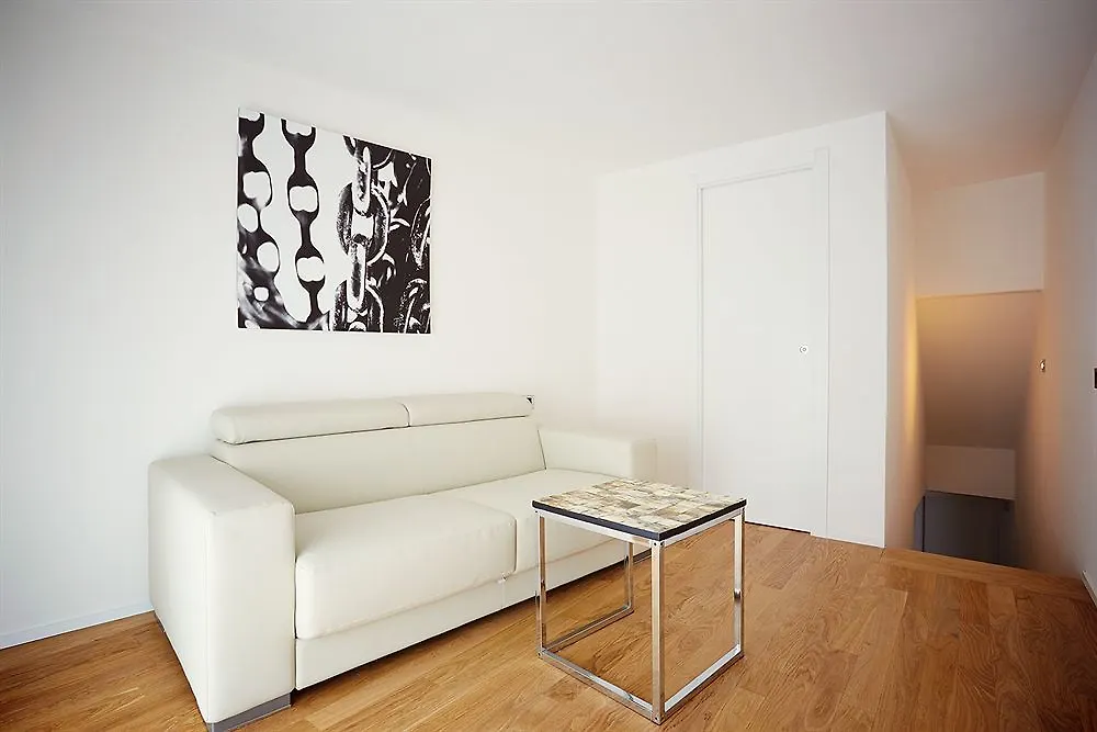 Suite Home Moncada Palermo Bed & Breakfast