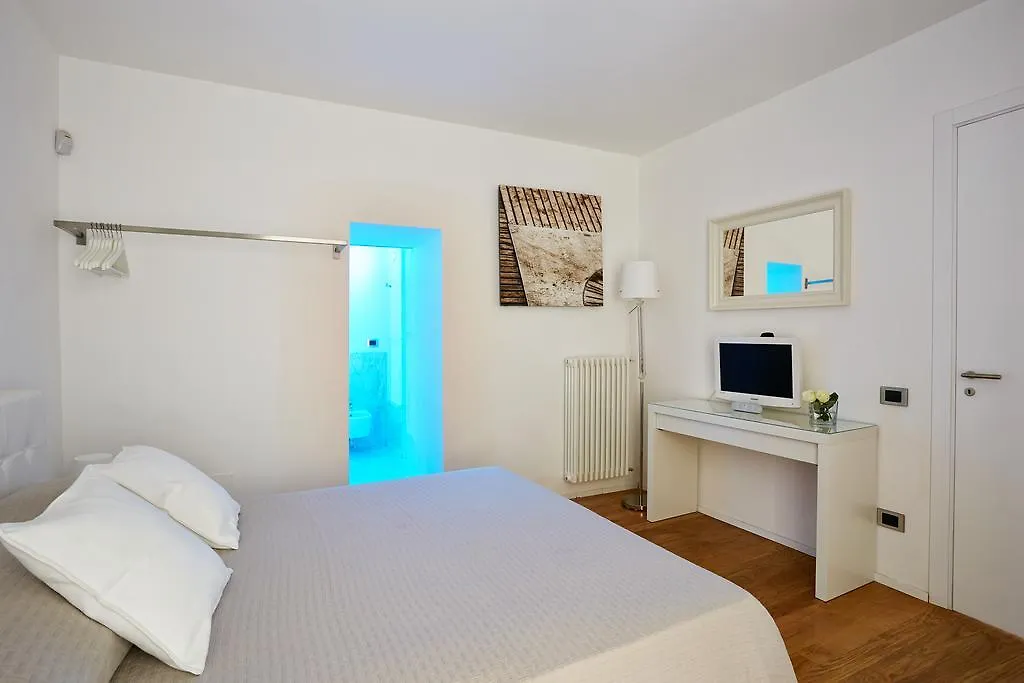 Suite Home Moncada Palermo Bed & Breakfast