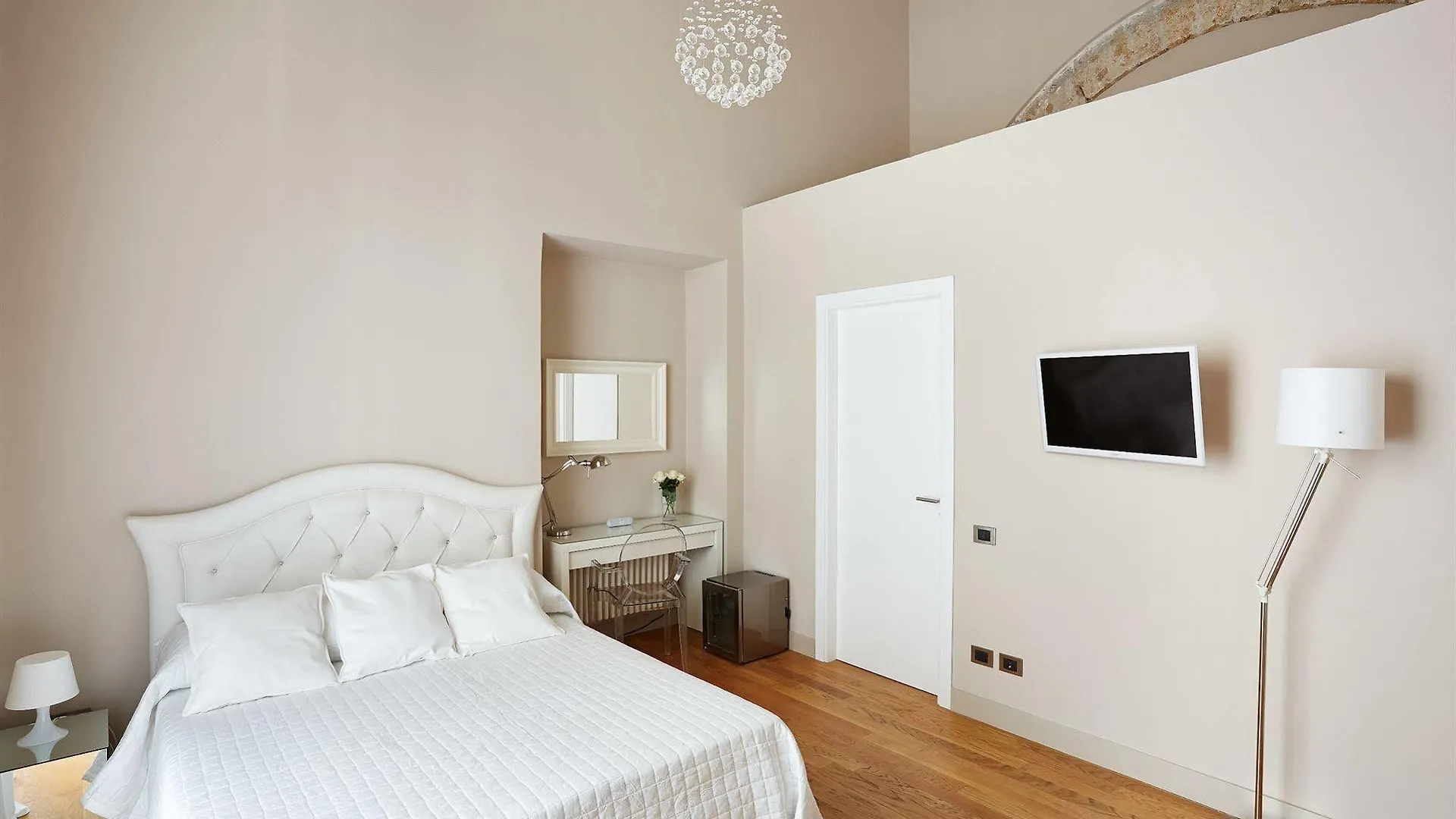 Bed & Breakfast Suite Home Moncada Palermo Italia
